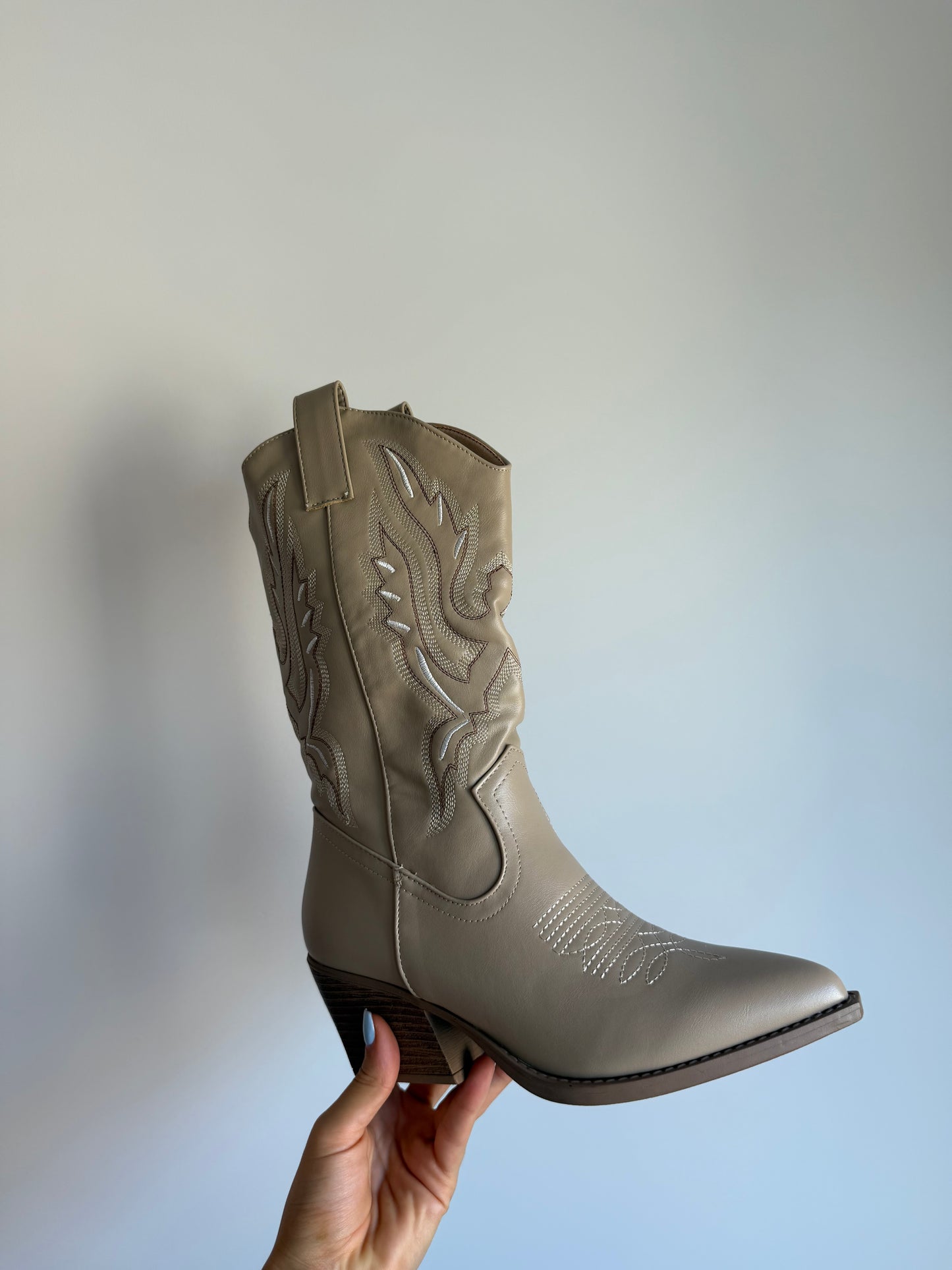 Cowboy boots I